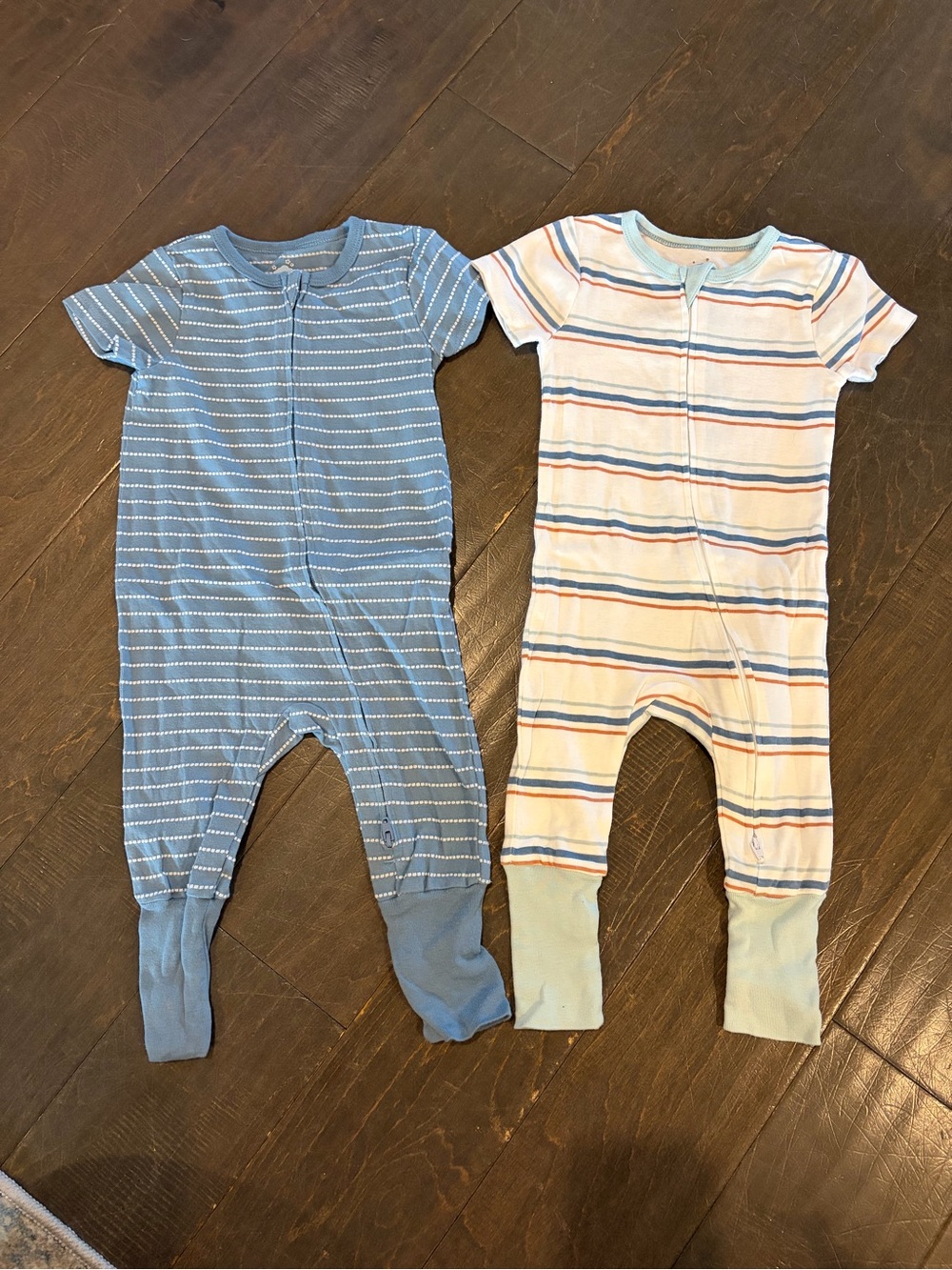 Cloud Island Short Sleeve rompers